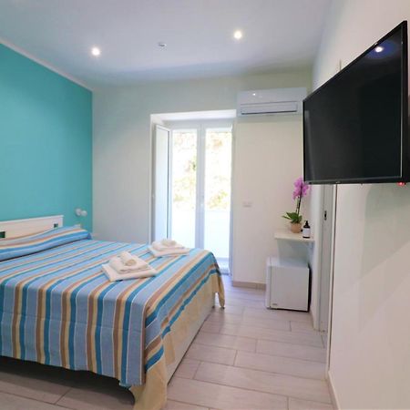 Bed&Blue Sorrento Hotel Екстериор снимка